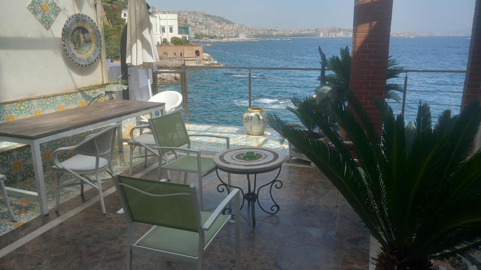 Apartamento La Casa Sul Mare Nápoles Exterior foto
